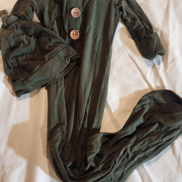 Caden Lane Olive Green Kids Pajamas Sleep Sack - Picture 1 of 3